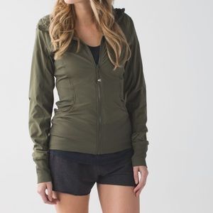 Lululemon In Flux Jacket
Fatigue Green